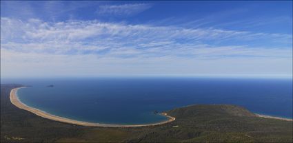 Freshwater Bay - Byfield National Park - Yeppoon - QLD (PBH4 00 18634)